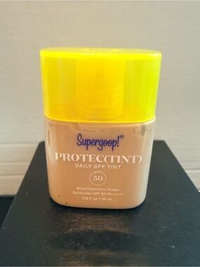 Supergoop! Tinted Sunscreen shade 24N expiration 4/2027